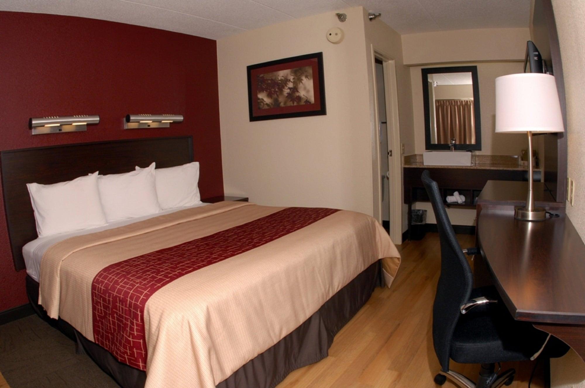 Red Roof Inn Plus+ Philadelphia Airport Essington Dış mekan fotoğraf