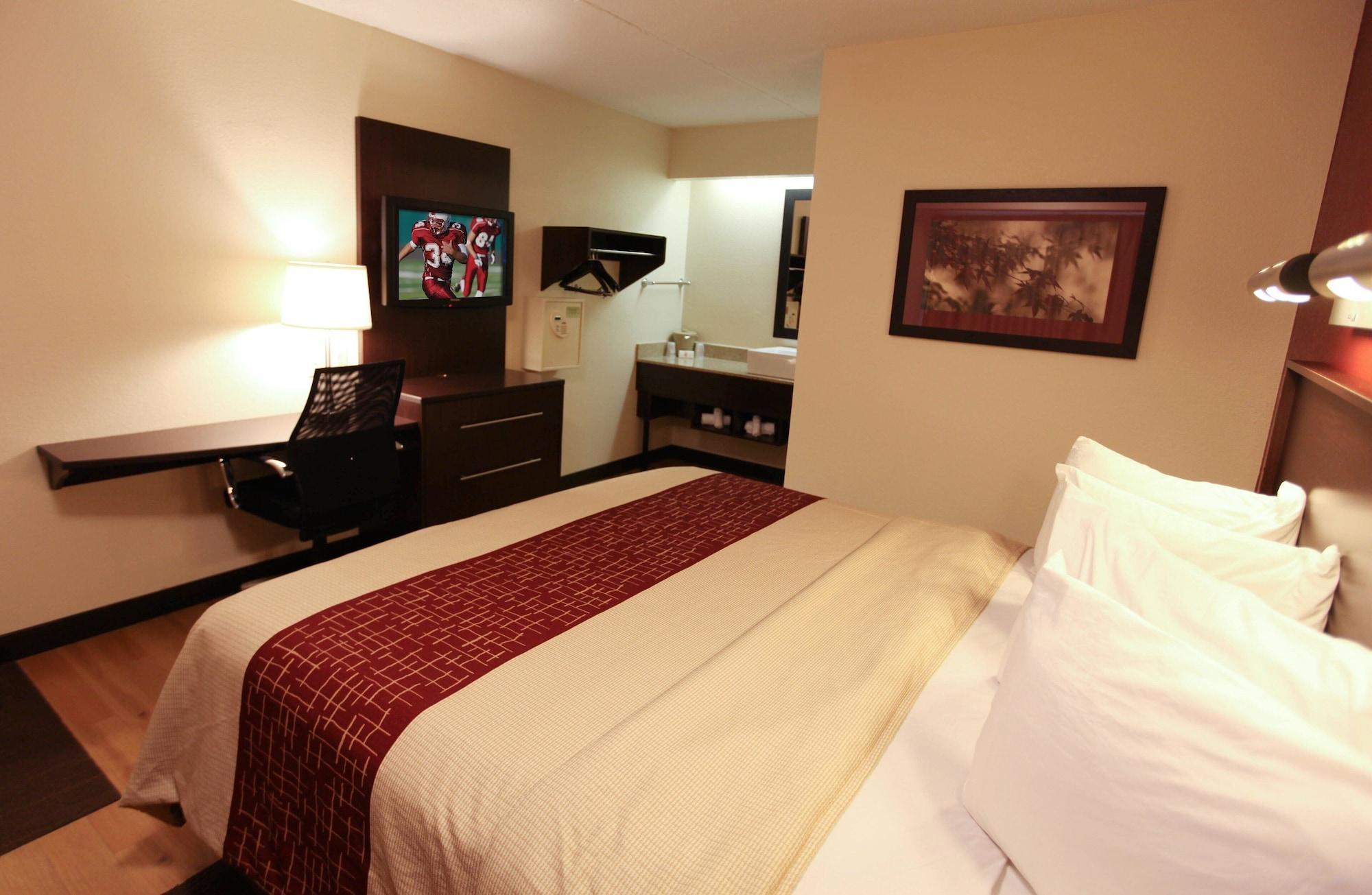 Red Roof Inn Plus+ Philadelphia Airport Essington Dış mekan fotoğraf