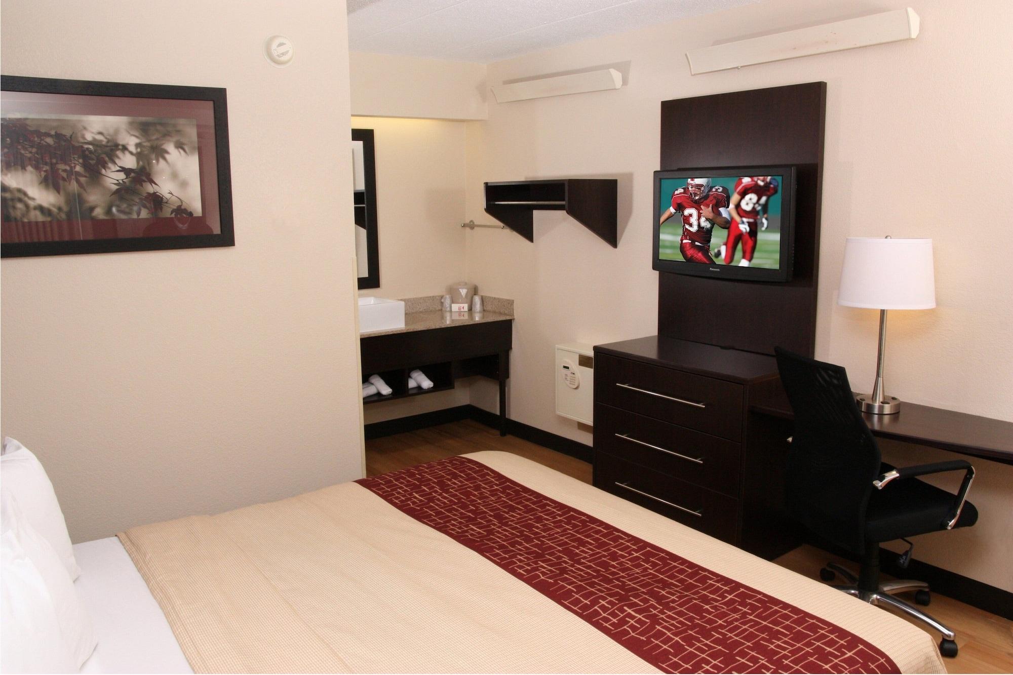 Red Roof Inn Plus+ Philadelphia Airport Essington Dış mekan fotoğraf