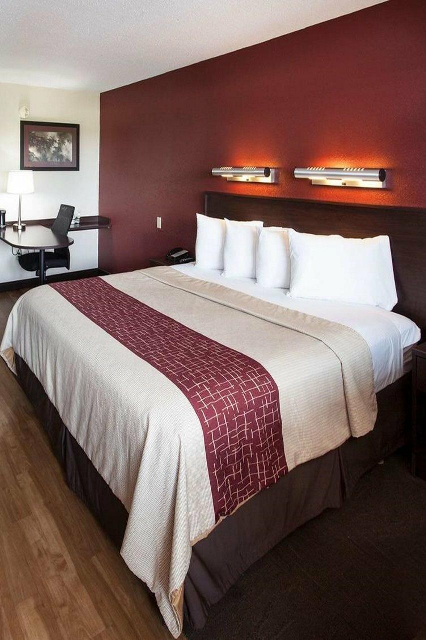 Red Roof Inn Plus+ Philadelphia Airport Essington Dış mekan fotoğraf